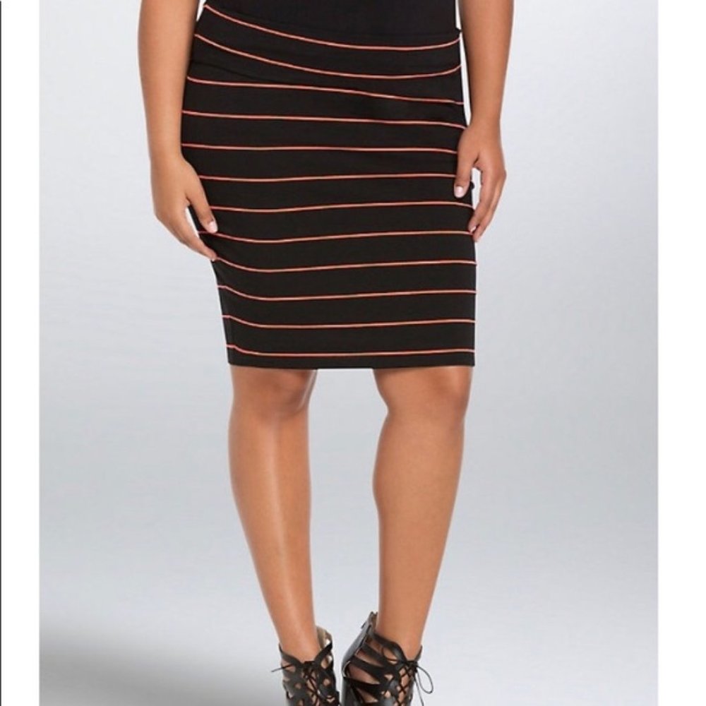 Torrid Foldover Pencil Skirt Size 2 Black & Coral